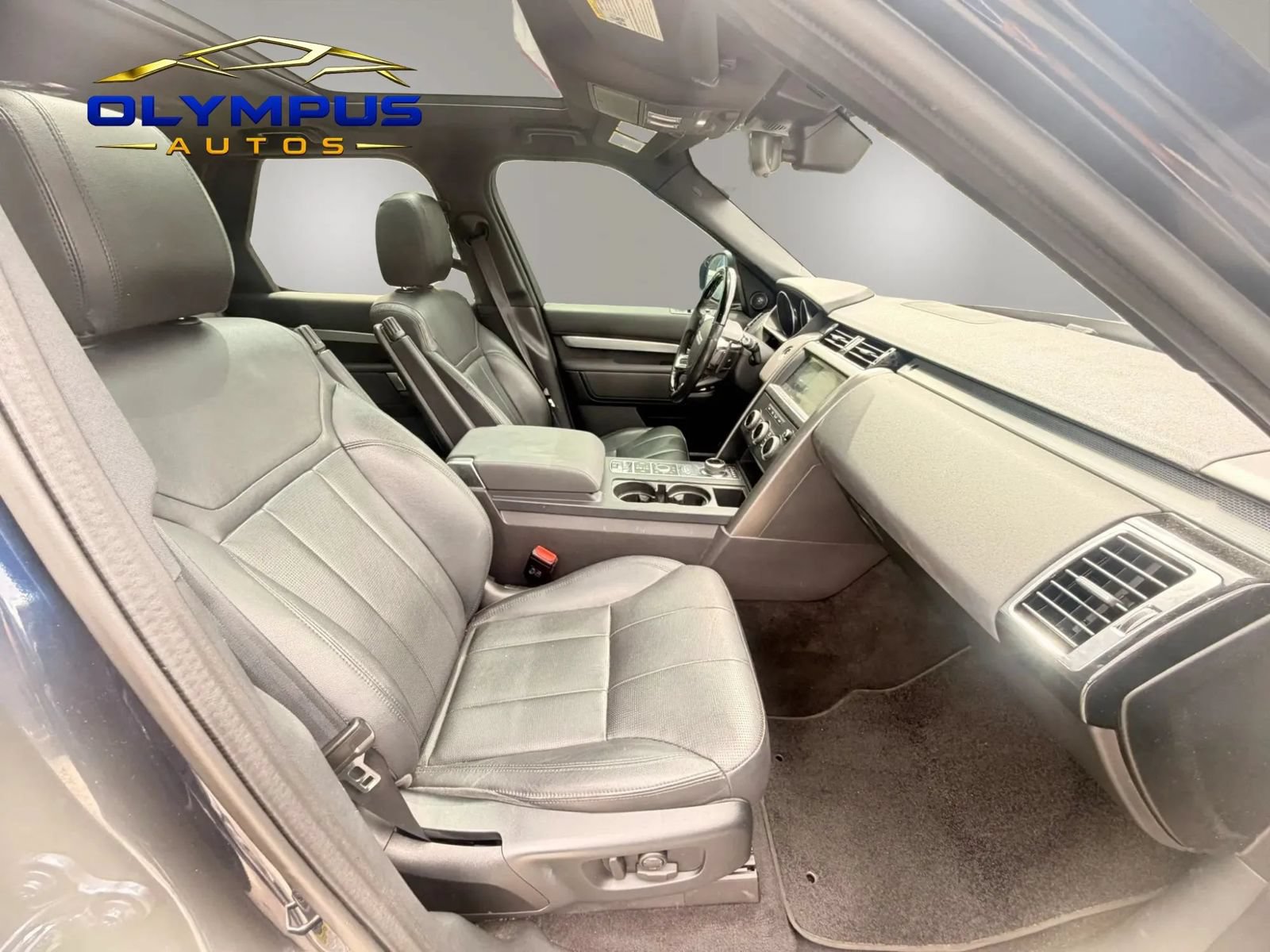 Used 2020 Land Rover Discovery Landmark AWD/4WD image 26