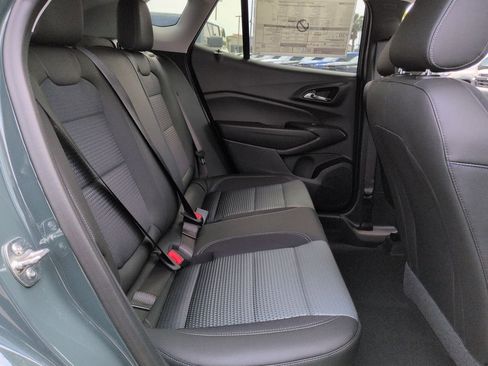 New 2026 Chevrolet Trax LT w/ Driver Confidence Package FWD image 28