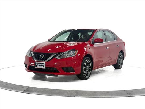 Used 2017 Nissan Sentra SV image 3