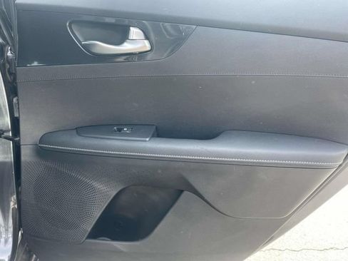 Certified 2022 Kia Forte GT-Line FWD image 14