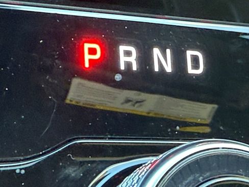 Certified 2025 Jeep Grand Cherokee Limited image 19