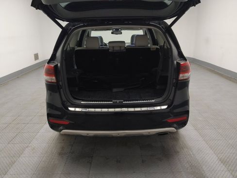 Used 2017 Kia Sorento SX image 29