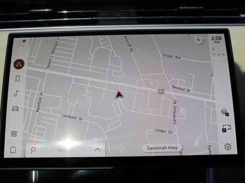 Used 2023 Land Rover Range Rover SE image 24