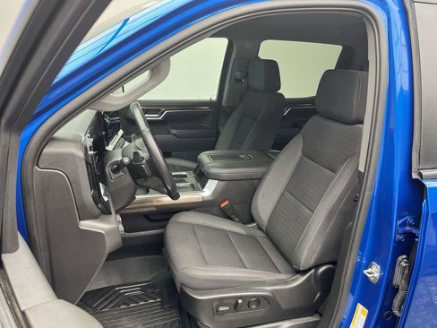 Certified 2022 Chevrolet Silverado 1500 RST AWD/4WD image 11
