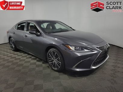 Used 2025 Lexus ES 350 w/ Premium Package