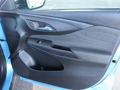 Used 2025 Buick Envista Sport Touring w/ Convenience II Package image 44