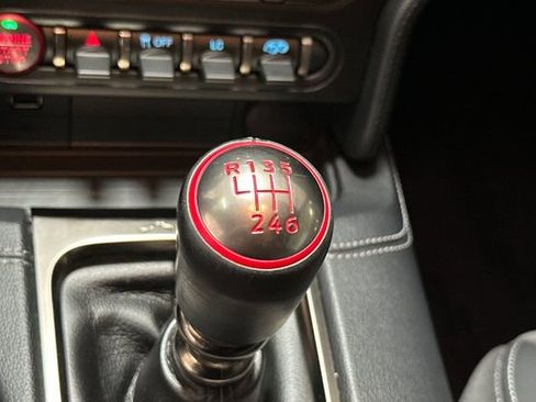 Used 2019 Ford Mustang Shelby GT350 w/ Technology Package image 24