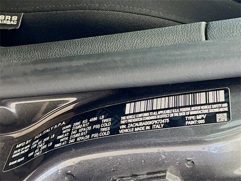 Used 2019 Jeep Renegade Sport image 32