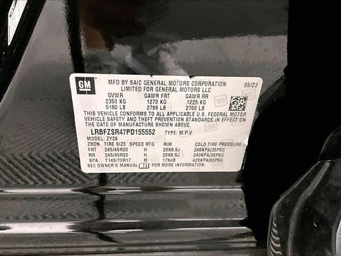 Used 2023 Buick Envision Avenir AWD/4WD image 41