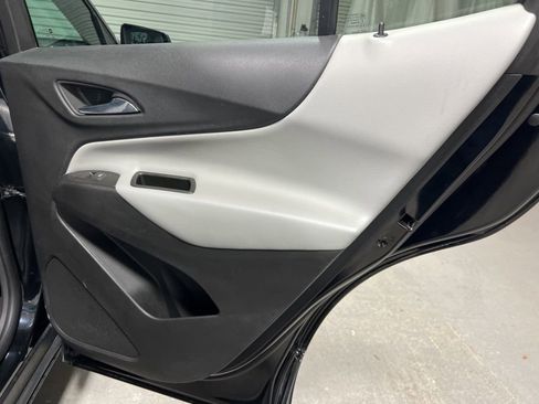 Used 2024 Chevrolet Equinox LT image 13