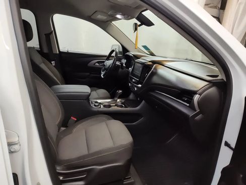Used 2019 Chevrolet Traverse LT AWD/4WD image 9
