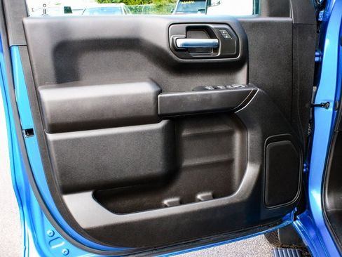 Used 2023 Chevrolet Silverado 1500 Custom w/ LPO, Dark Essentials Package image 8