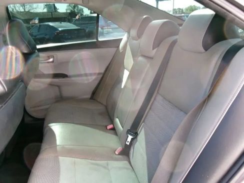 Used 2016 Toyota Camry SE FWD image 12