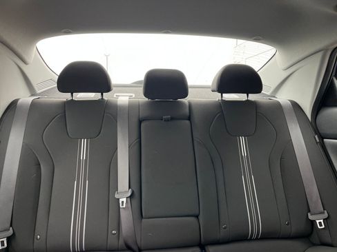 Used 2025 Hyundai Elantra SEL image 39