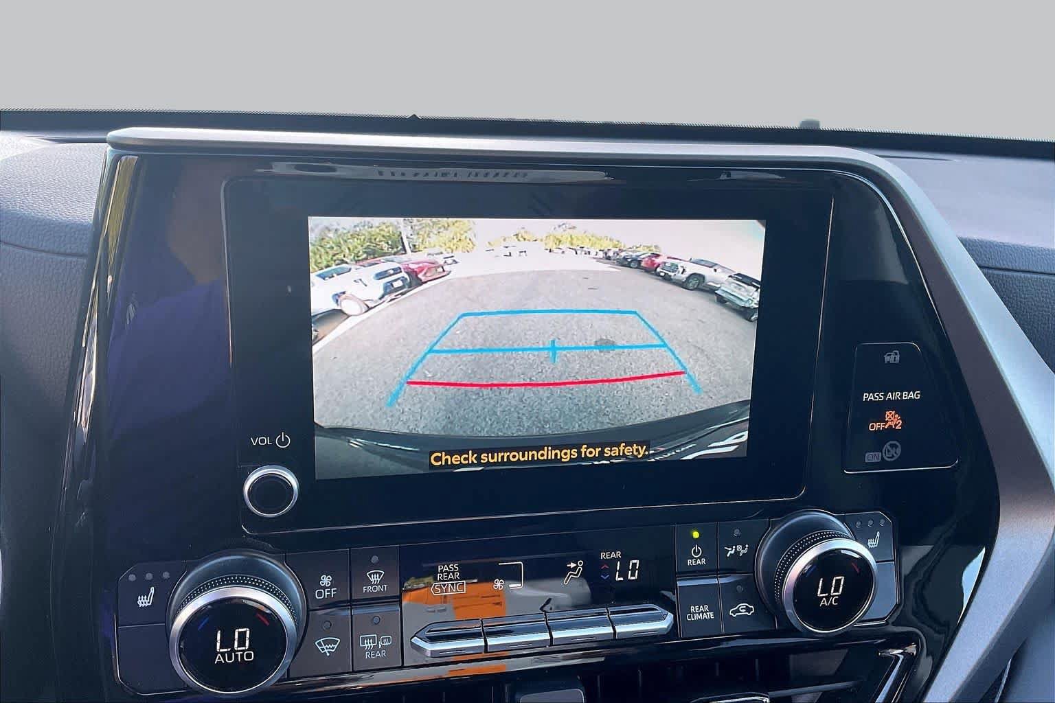 Used 2026 Toyota Highlander XLE AWD/4WD image 27