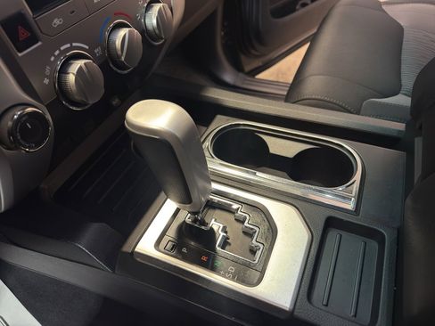 Used 2014 Toyota Tundra SR5 image 18