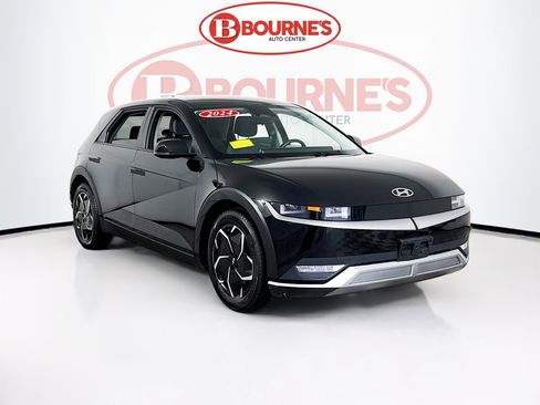 Used 2024 Hyundai Ioniq 5 SE image 1