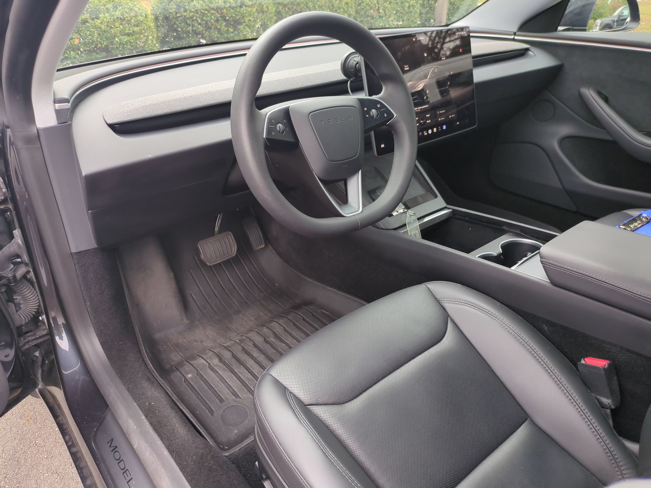 Used 2025 Tesla Model 3 Long Range AWD/4WD image 14