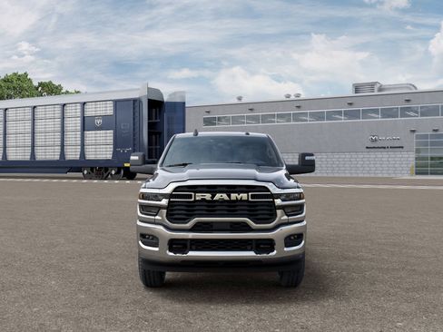 New 2026 RAM 2500 Big Horn AWD/4WD image 7