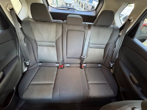 Used 2025 Nissan Rogue SV image 40