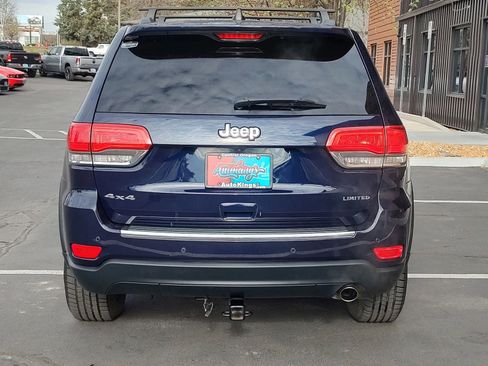 Used 2018 Jeep Grand Cherokee Limited AWD/4WD image 4