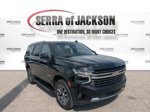 Used 2022 Chevrolet Tahoe LT w/ LT Signature Plus Package AWD/4WD image 2