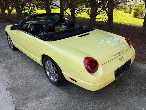 Used 2002 Ford Thunderbird image 30