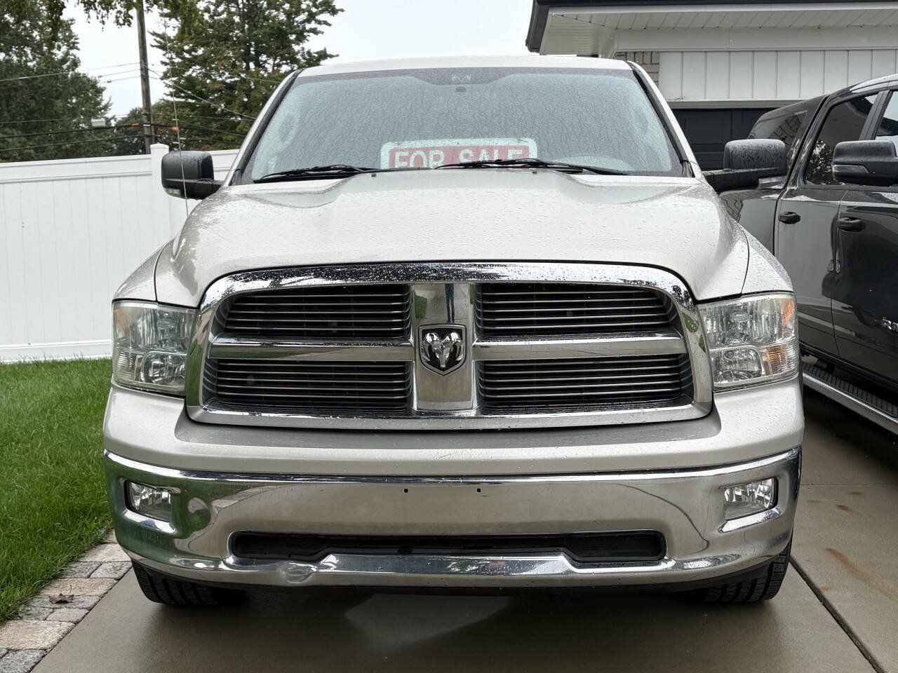 Used 2010 Dodge Ram 1500 Truck SLT w/ Big Horn Regional Pkg AWD/4WD image 4