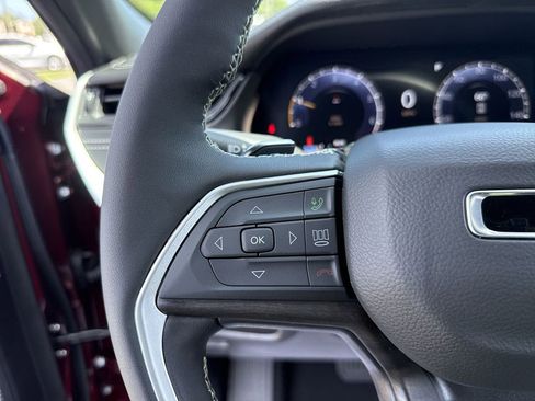 New 2026 Jeep Grand Cherokee Altitude RWD image 15