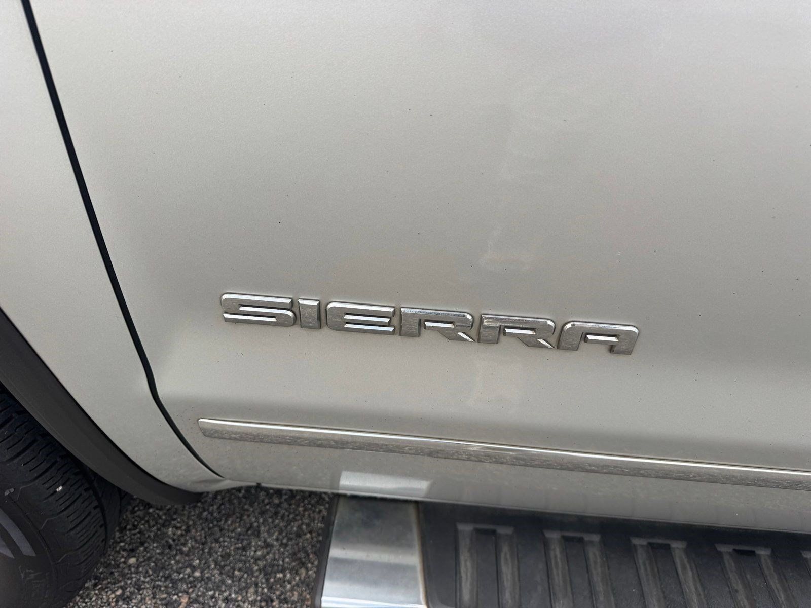Used 2018 GMC Sierra 1500 SLT AWD/4WD image 14