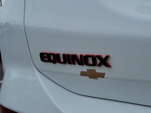 Used 2022 Chevrolet Equinox Premier w/ Redline Edition FWD image 6