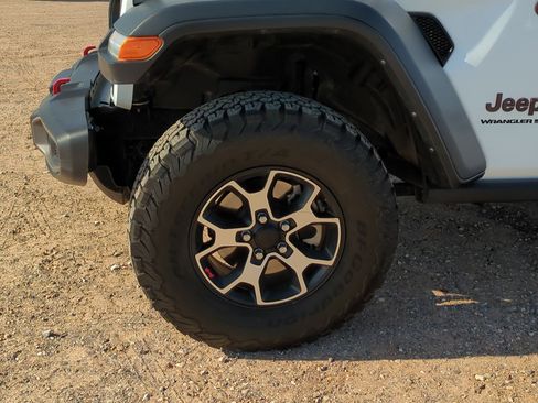 Used 2023 Jeep Wrangler Rubicon w/ LED Lighting Group image 10