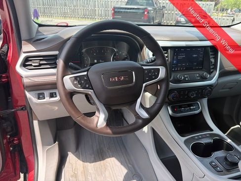 Used 2023 GMC Acadia SLT w/ Preferred Package AWD/4WD image 16