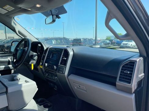 Used 2017 Ford F150 XLT w/ Equipment Group 301A Mid AWD/4WD image 17