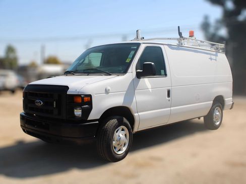 Used 2013 Ford E-150 and Econoline 150 w/ PWR Group image 3