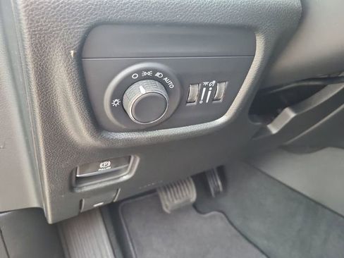 New 2026 Jeep Grand Cherokee L Laredo image 14