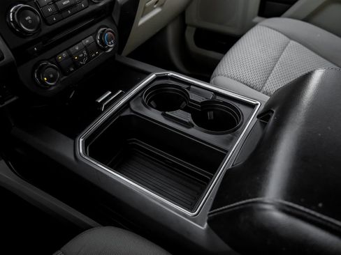 Used 2017 Ford F250 XLT w/ XLT Value Package image 28