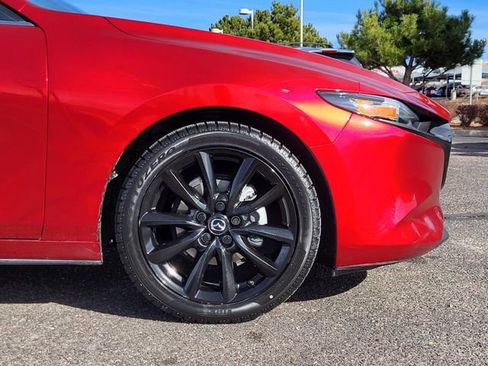 Used 2024 MAZDA MAZDA3 s image 28
