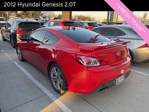 Used 2012 Hyundai Genesis 2.0T image 2