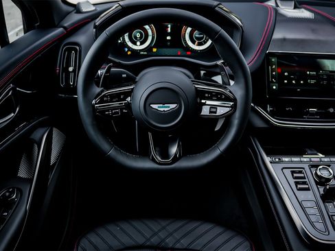 New 2025 Aston Martin DBX 707 image 31