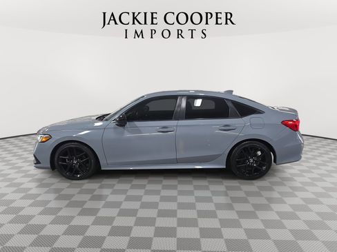 Used 2022 Honda Civic Sport image 8