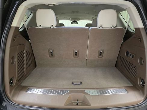 Used 2023 GMC Yukon Denali image 39