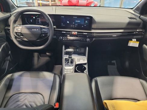 New 2026 Kia Sportage X-Line image 8