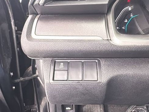 Used 2018 Honda Civic EX image 28