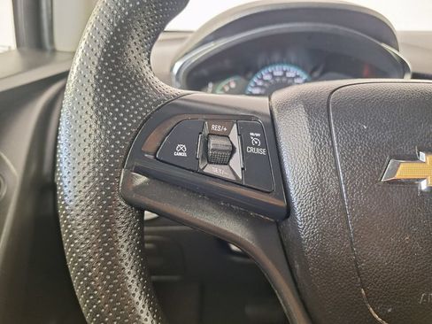 Used 2021 Chevrolet Trax LS w/ Tint and Cruise Package FWD image 22