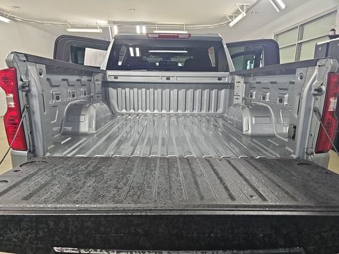 Certified 2024 Chevrolet Silverado 1500 LT AWD/4WD image 15