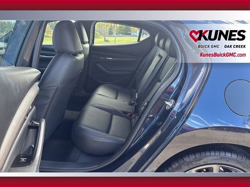 Used 2024 MAZDA MAZDA3 s image 21