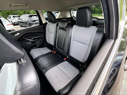 Used 2019 Ford Escape SE FWD image 36