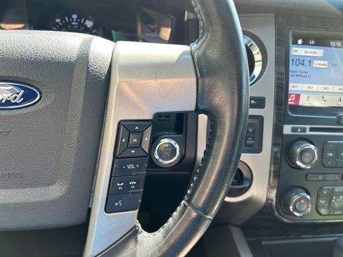 Used 2017 Ford Expedition Limited w/ Equipment Group 301A RWD image 23