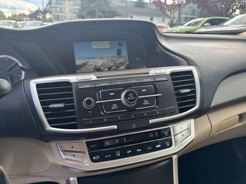 Used 2015 Honda Accord LX image 14